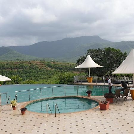 Wildernest Hilltop Resort Mangvadi Buitenkant foto