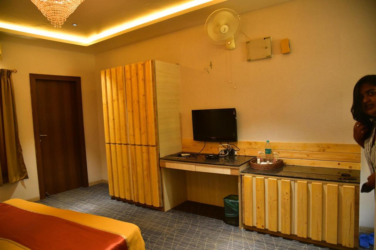 Wildernest Hilltop Resort Mangvadi Buitenkant foto