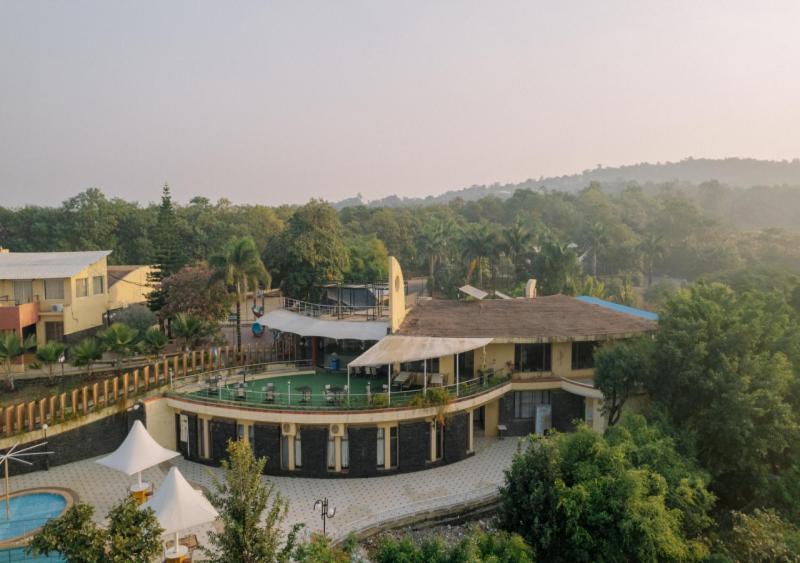 Wildernest Hilltop Resort Mangvadi Buitenkant foto