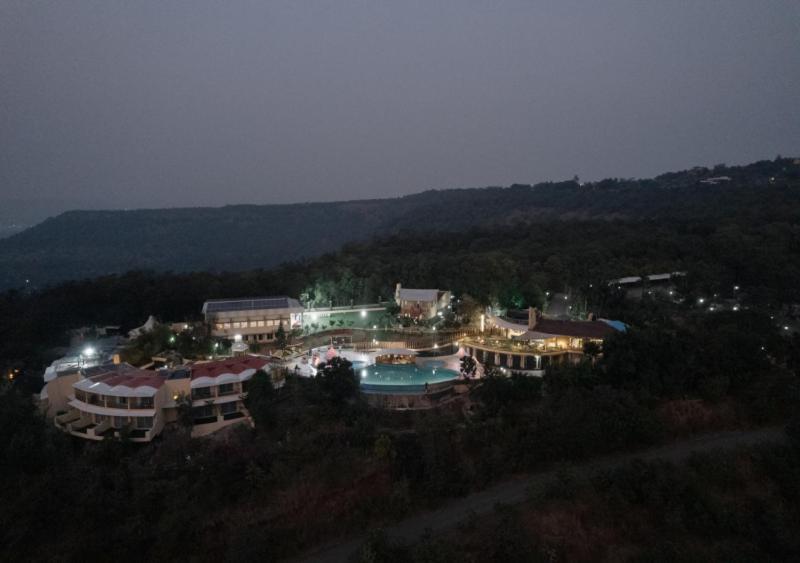 Wildernest Hilltop Resort Mangvadi Buitenkant foto